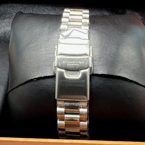 Stuhrling Women\'s Silver Tone Stainless Steel Bracelet Watch 31mm main image 4